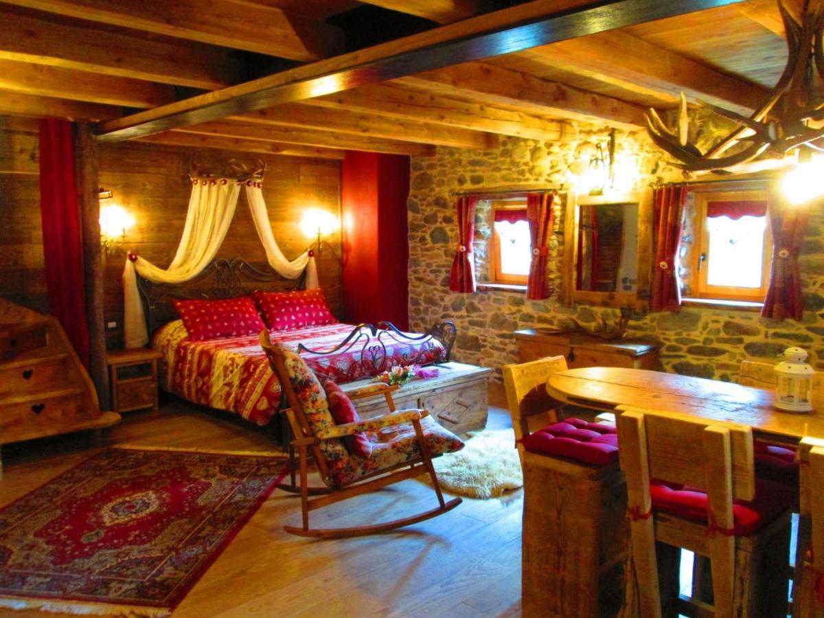 Chalet Cuore Selvatico Monno Екстер'єр фото
