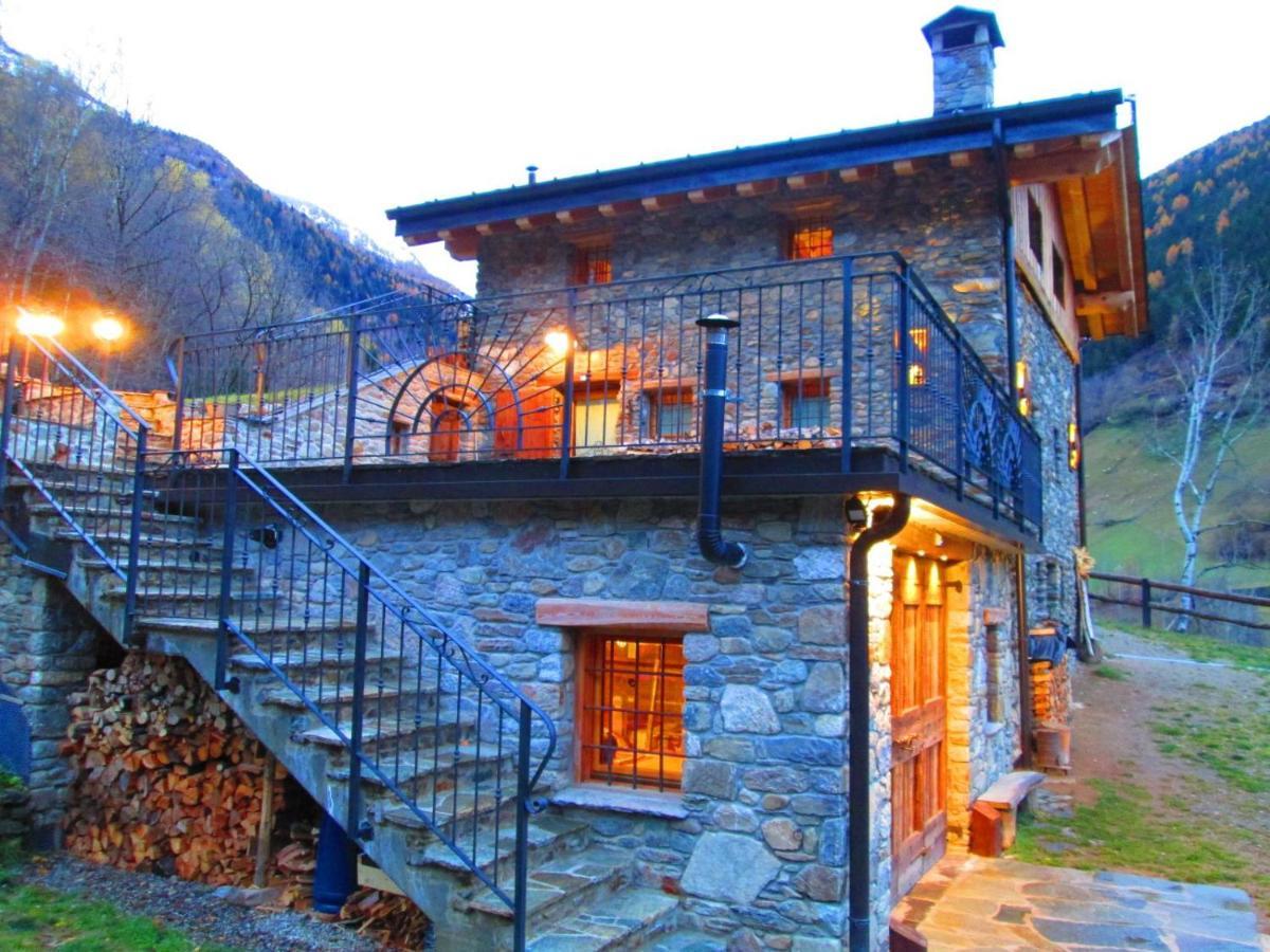 Chalet Cuore Selvatico Monno Екстер'єр фото