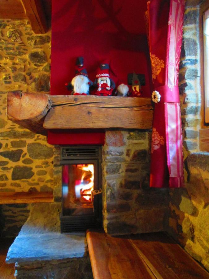 Chalet Cuore Selvatico Monno Екстер'єр фото