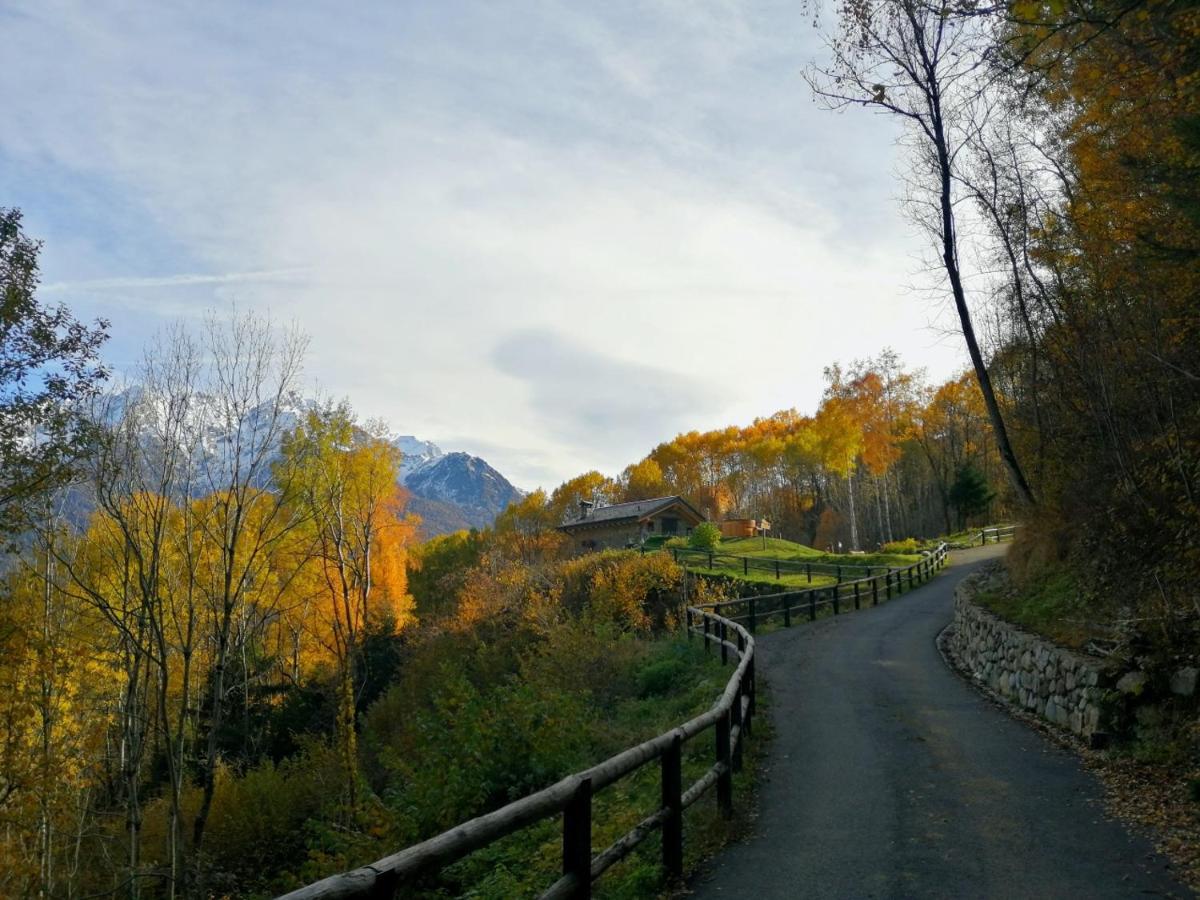 Chalet Cuore Selvatico Monno Екстер'єр фото