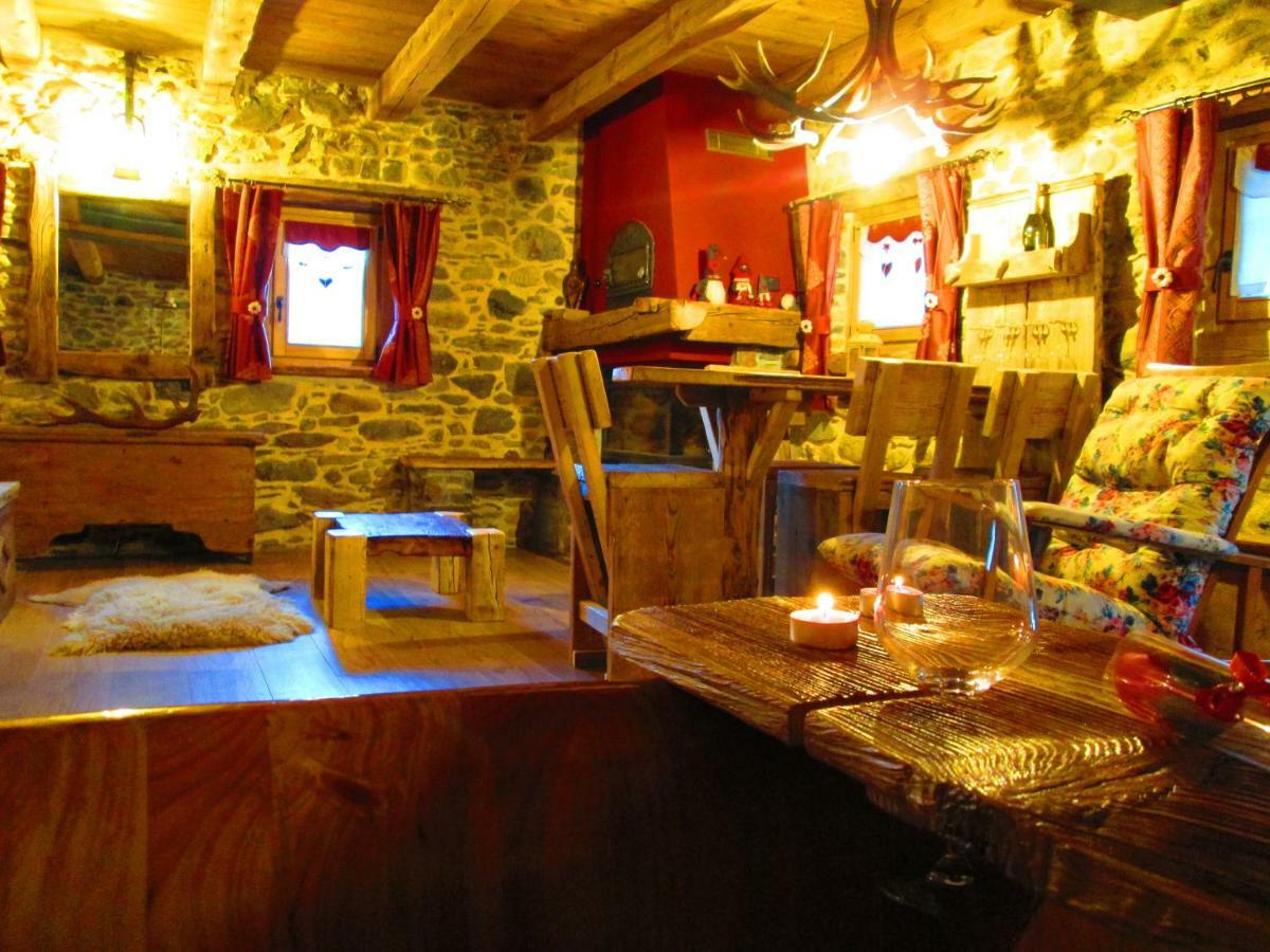 Chalet Cuore Selvatico Monno Екстер'єр фото